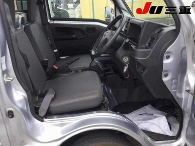 Daihatsu Hijet S510P 4wd - #8817 - EX DEMO