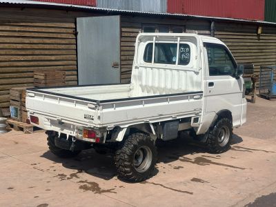 Daihatsu Hijet S211P 4wd - #6872