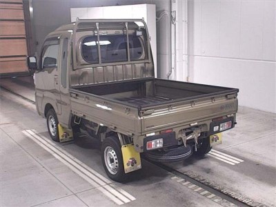 Daihatsu Hijet S510P 4wd XL - #2335