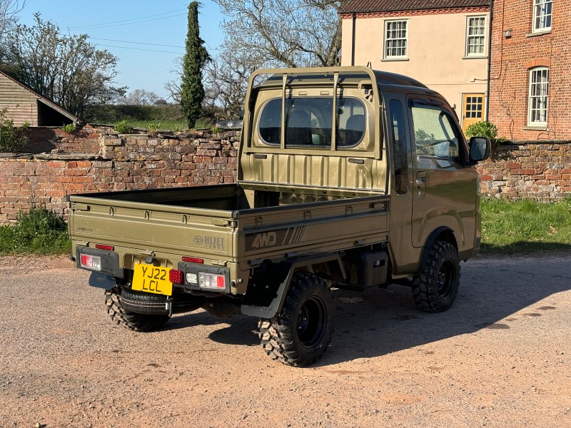 Daihatsu Hijet S510P 4wd XL - #YJ22