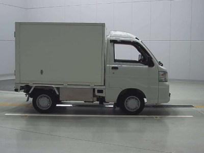 Daihatsu Hijet 4wd Fridge Van - #8990